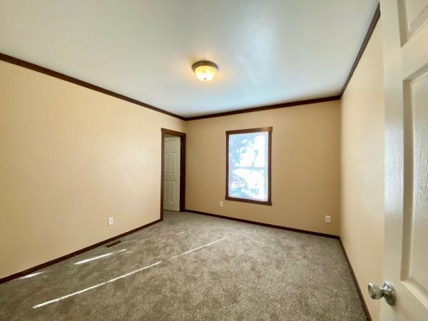 2015 Clayton 32SUN28523 Mobile Home