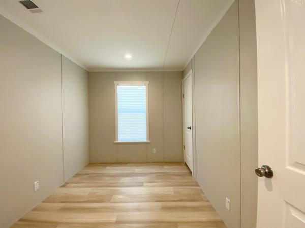 2025 Champion NM1676C1676H32A6B Mobile Home