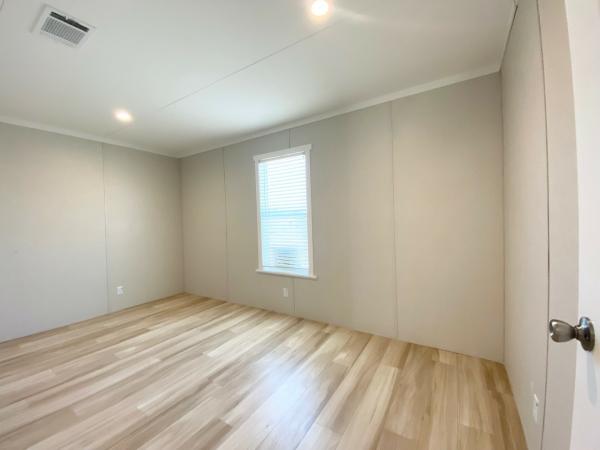 2025 Champion NM1676C1676H32A6B Mobile Home