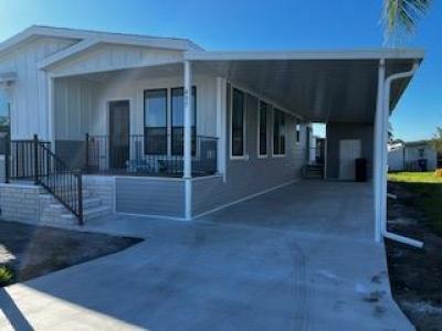 Photo 3 of 20 of home located at 485 Sandalwood Lane Ellenton, FL 34222