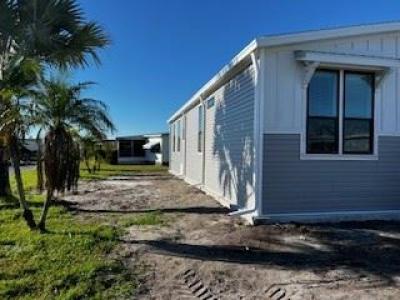Photo 4 of 20 of home located at 485 Sandalwood Lane Ellenton, FL 34222