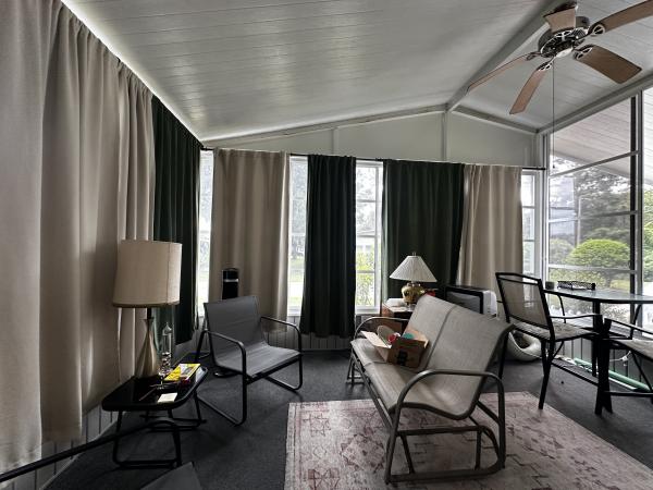 1990 Fleetwood 33B12977 Mobile Home