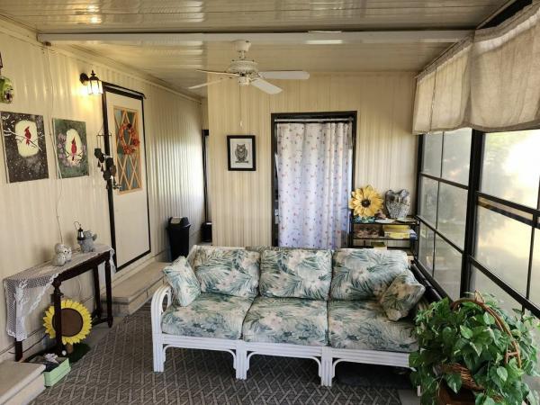 1985 Palm harbor Mobile Home