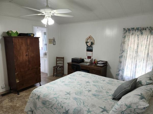 1985 Palm harbor Mobile Home
