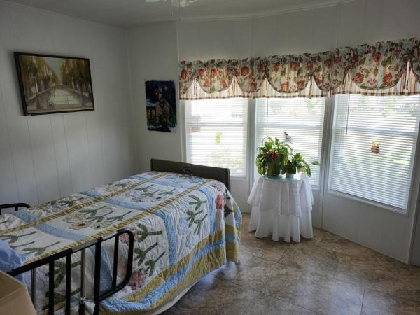 1985 Palm harbor Mobile Home