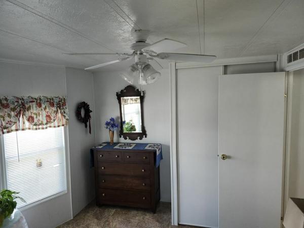 1985 Palm harbor Mobile Home