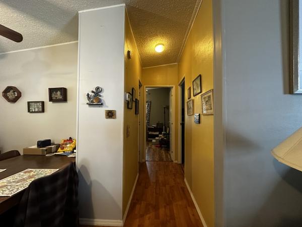 1990 Fleetwood 33B12977 Mobile Home