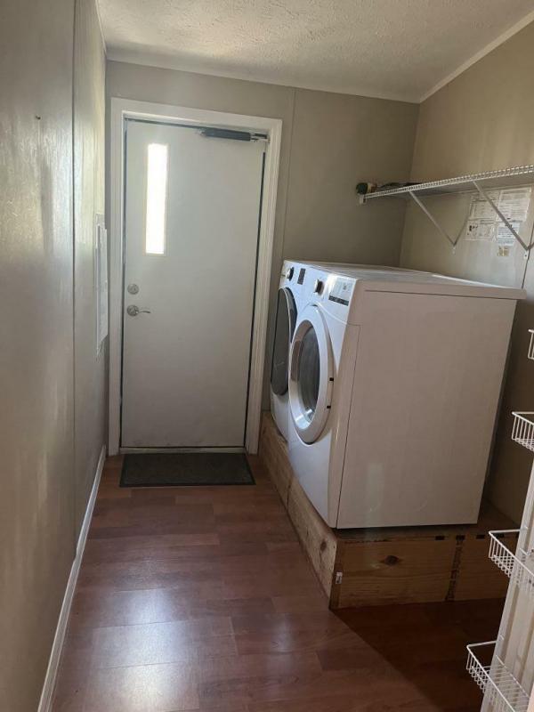 2004 SKYO Mobile Home