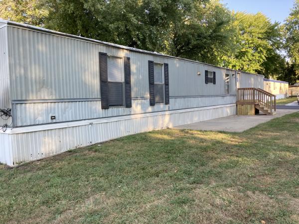2002 Fleetwood mobile Home