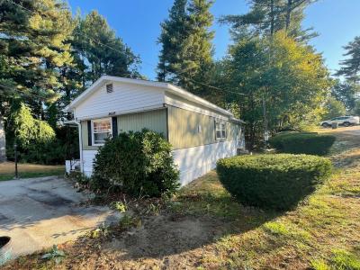 Photo 3 of 15 of home located at 16 Oak Grove Trail Nashua, NH 03062