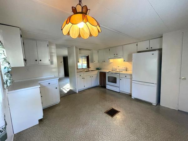 1972 Artcraft 14x60 Mobile Home