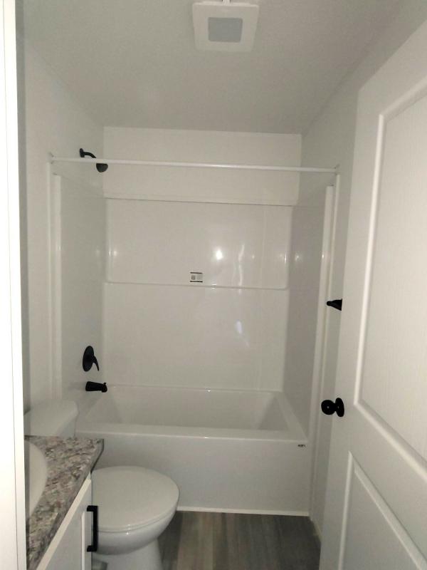 2025 Champion RAP1656H22208 Mobile Home