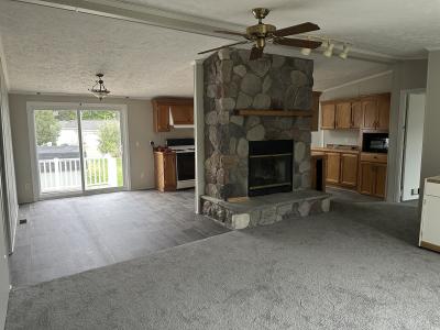 Photo 4 of 8 of home located at 2135 Stonecutter Station Hudsonville, MI 49426