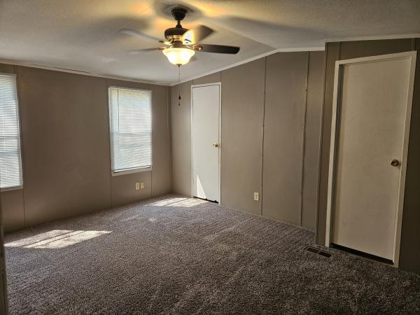 2002 Oakwood  Home