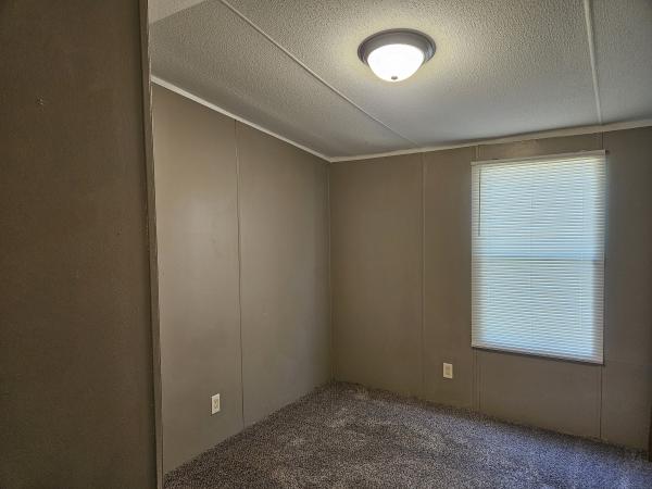 2002 Oakwood  Home