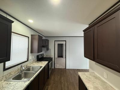 Mobile Home at 221 Massachusetts Ave Lot 221Ma Elyria, OH 44035