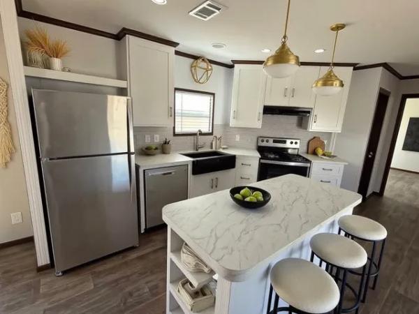 2025 Fleetwood Homes  Home