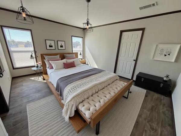 2025 Fleetwood Homes  Home