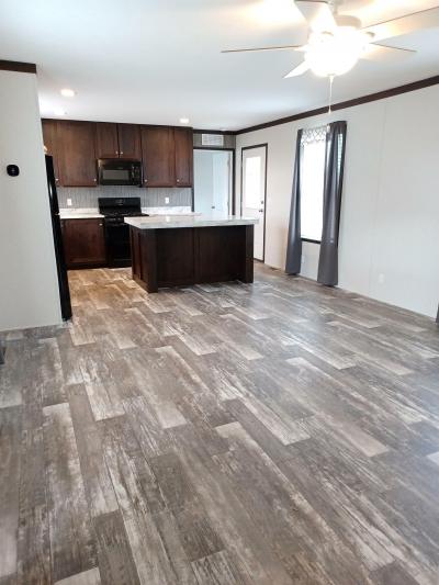 Mobile Home at 27695 Tracy Rd #322 Walbridge, OH 43465