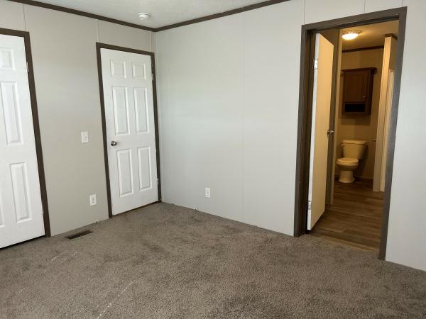 2022 Champion Advantage II  Home