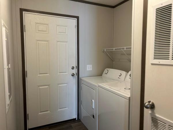 2022 Champion Advantage II  Home