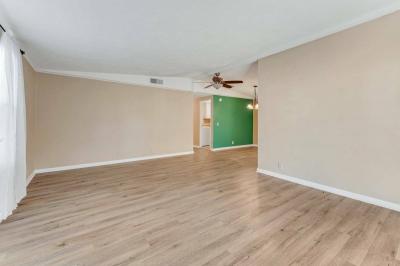 Photo 4 of 32 of home located at 59 Horseshoe Falls Dr Ormond Beach, FL 32174