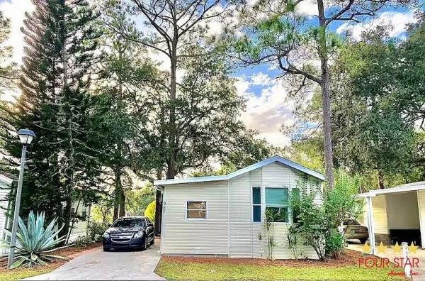 Photo 1 of 2 of home located at 957 Savanna Dr Kissimmee, FL 34746