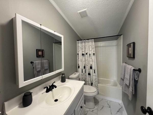 1995 Sweetwater Savannah Series Mobile Home