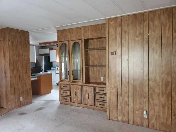 1980 Buddy Mobile Home