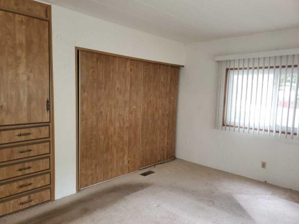 1980 Buddy Mobile Home