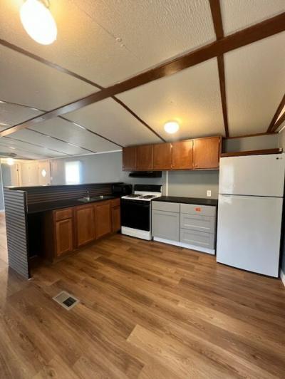 Photo 5 of 11 of home located at 517C Bailey Street Hamilton, OH 45011