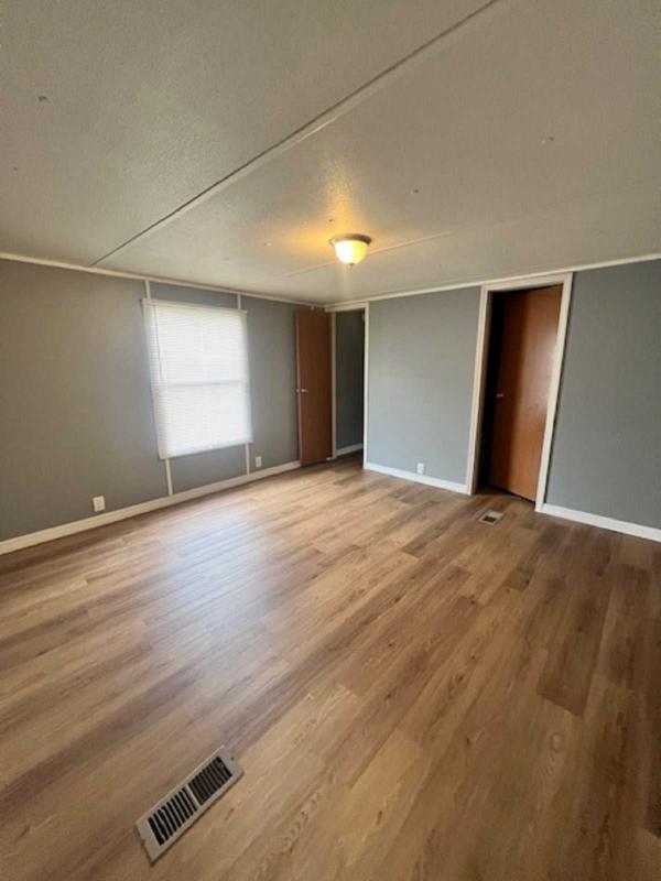 1997 Clayton Manufactured Home