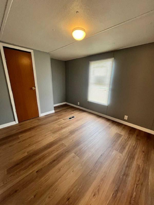 1997 Clayton Manufactured Home