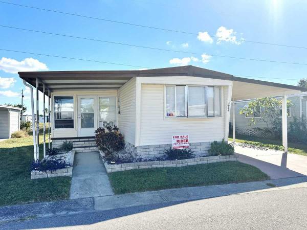 INTL Mobile Home For Sale