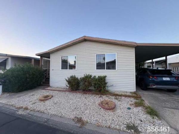 Photo 1 of 2 of home located at Cedarwood Mobile Home Park 98 Cantabrook St Sacramento, CA 95828