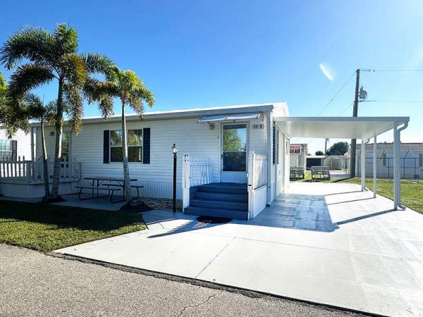 Photo 1 of 2 of home located at 25501 Trost Blvd. 13-05 Bonita Springs, FL 34135