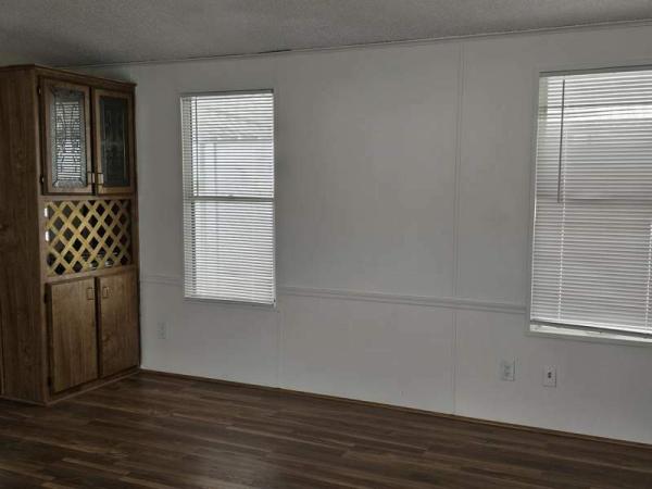 1988 Cavco Manufactured Home