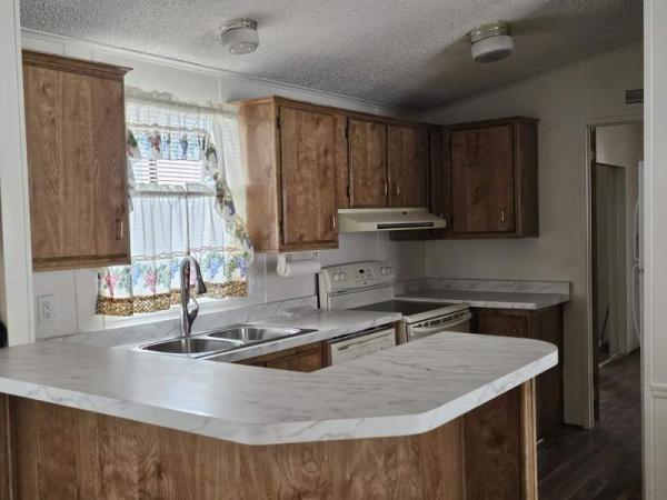 1988 Cavco Manufactured Home