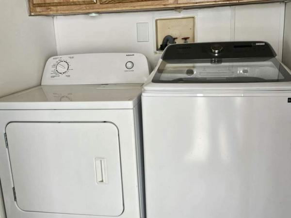 1988 Cavco Manufactured Home