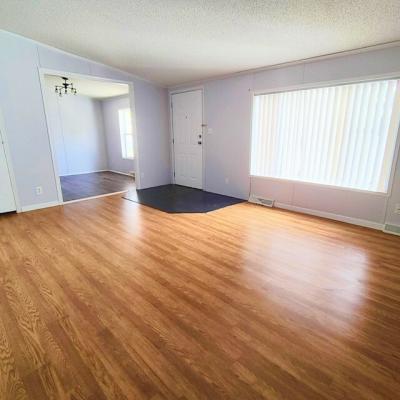 Photo 4 of 20 of home located at 3735 Bentwood Circle West White Lake, MI 48383