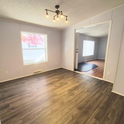 Photo 5 of 20 of home located at 3735 Bentwood Circle West White Lake, MI 48383