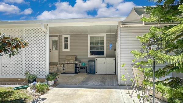 2015 Skyline 4893E Mobile Home