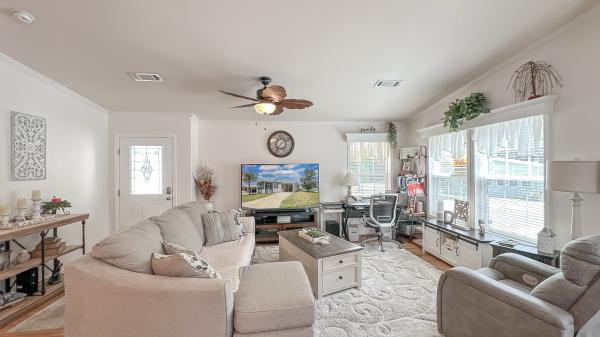 2015 Skyline 4893E Mobile Home