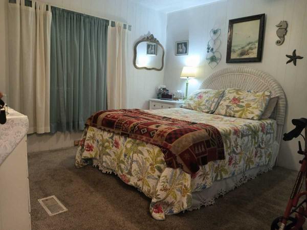 1980 BUDD Manufactured Home