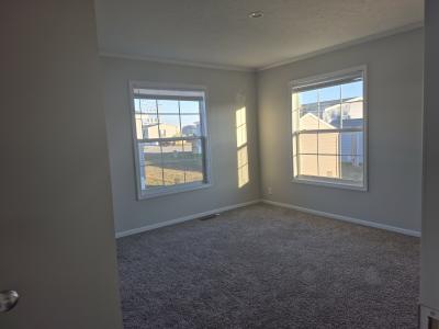 Photo 4 of 5 of home located at 3927 Maidstone Ct Fort Wayne, IN 46818