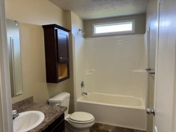 2014 Clayton 81SUN28523 Mobile Home