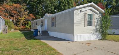 Mobile Home at 1480 Sarnia Street Lot 462 Muskegon, MI 49444