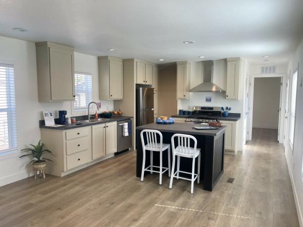 2025 CMH Manufacturing West, Inc. mobile Home