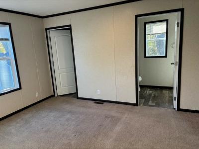 Photo 4 of 6 of home located at 9834 Ivan Drive Site #011 Ypsilanti, MI 48197
