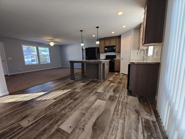 2020 Wakarusa MI0006557926 Mobile Home